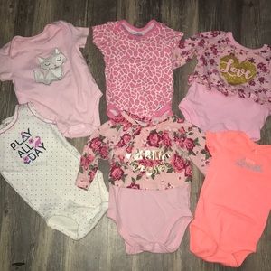 Baby girls size 0-3 months set of 6